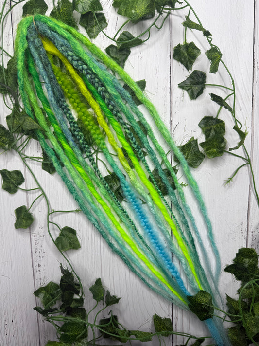 Set of 7, 50-53cm Green and Blue Synthetic Extensions
