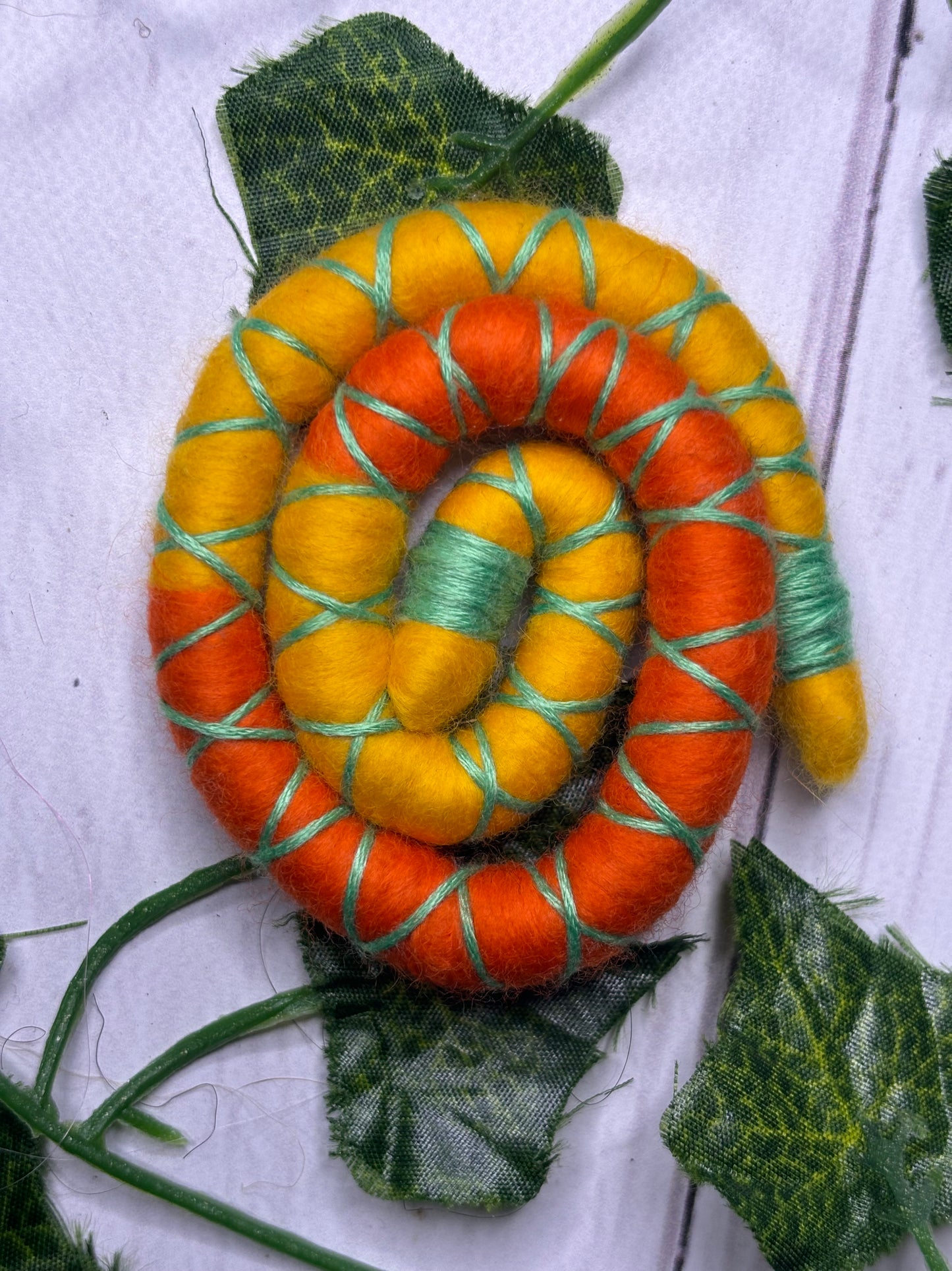 Small 30-35cm Twisty Icypole (only available for online purchase)