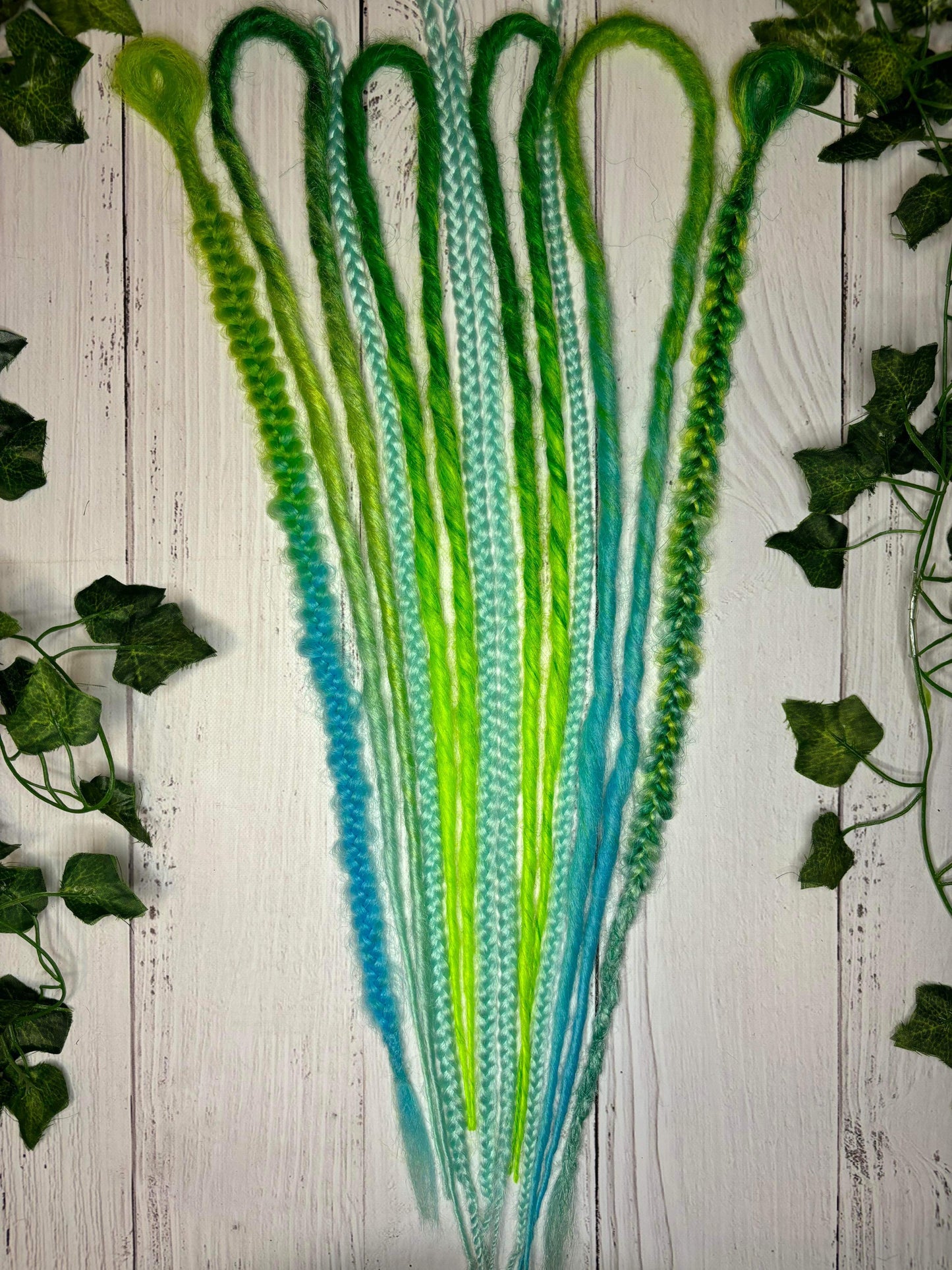 Set of 10, 51-58cm Bright Green and Blue Synthetic Extensions (only available for online purchase)