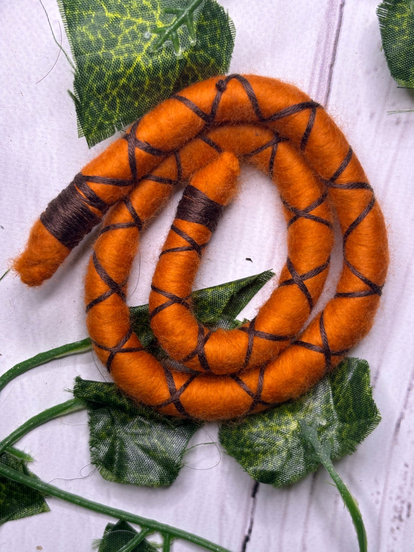 Small 30-35cm Cozy Cabin