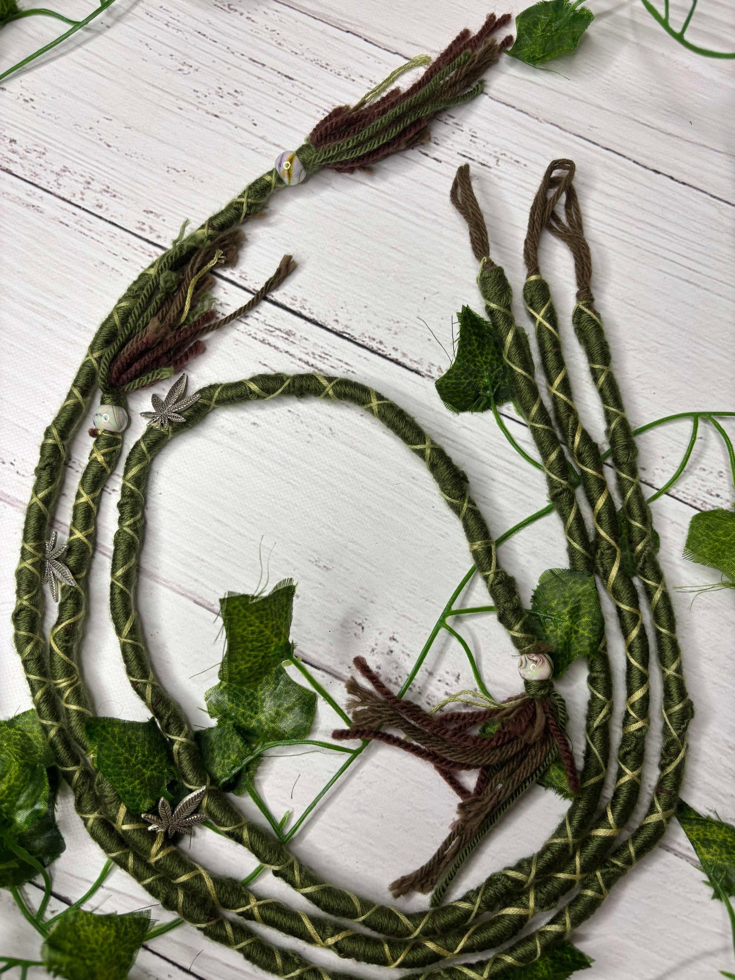 Weed Leaf (only available for online purchase)