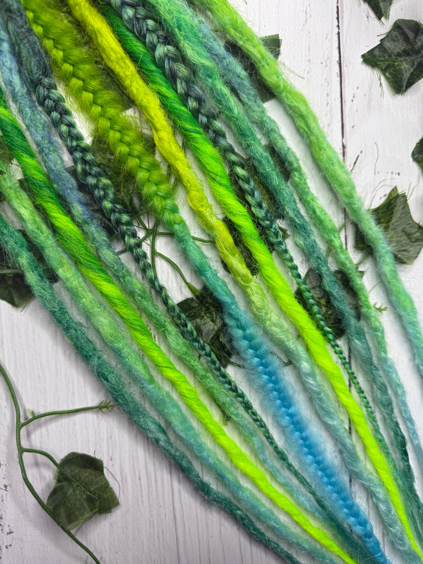 Set of 7, 50-53cm Green and Blue Synthetic Extensions