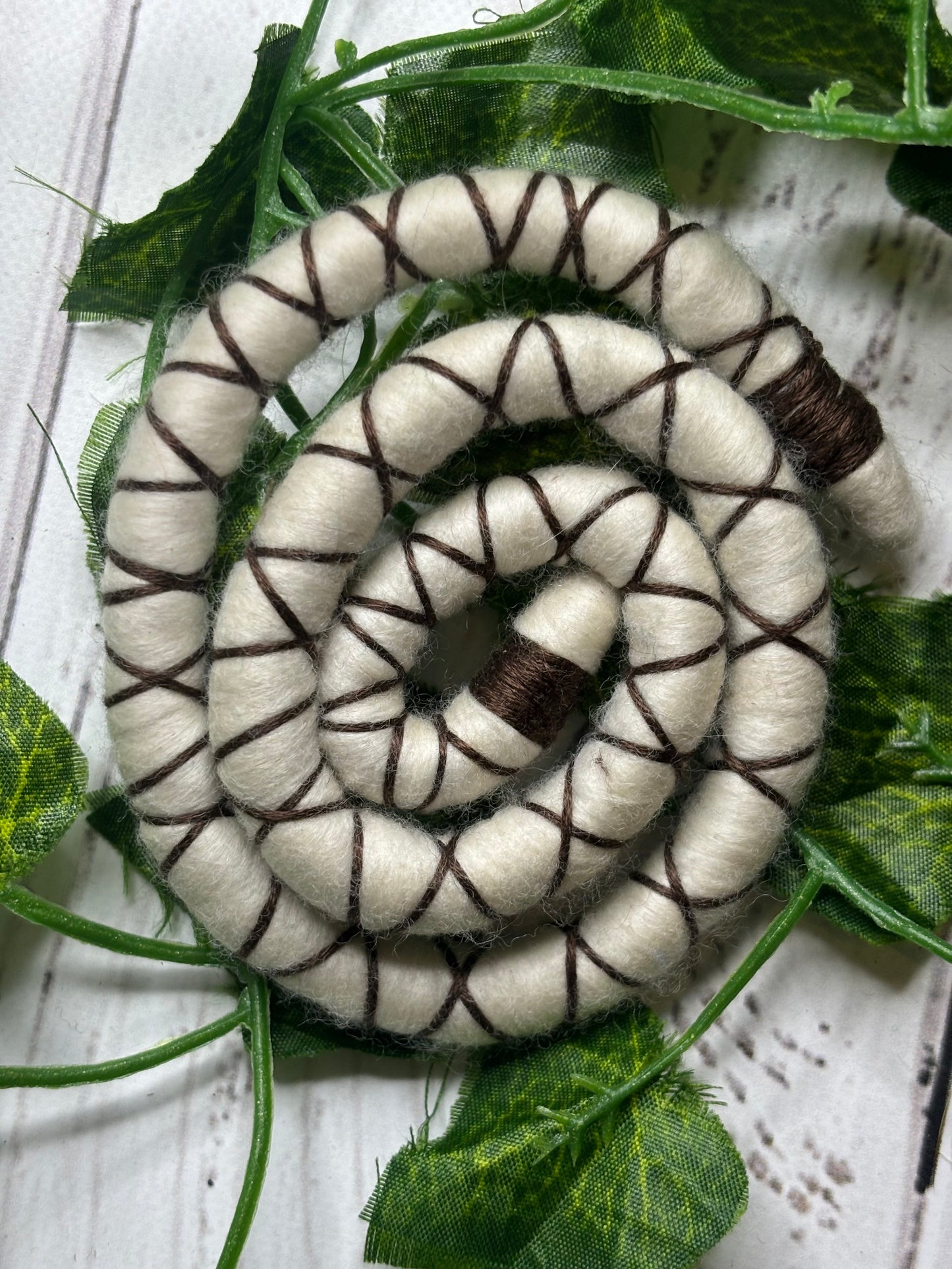 Medium 40-45cm Snowy Mountain (only available for online purchase)