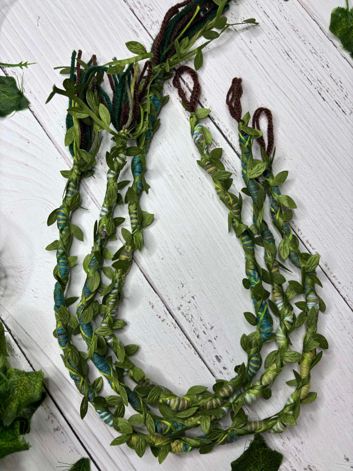 Leafy Vine (only available for online purchase)