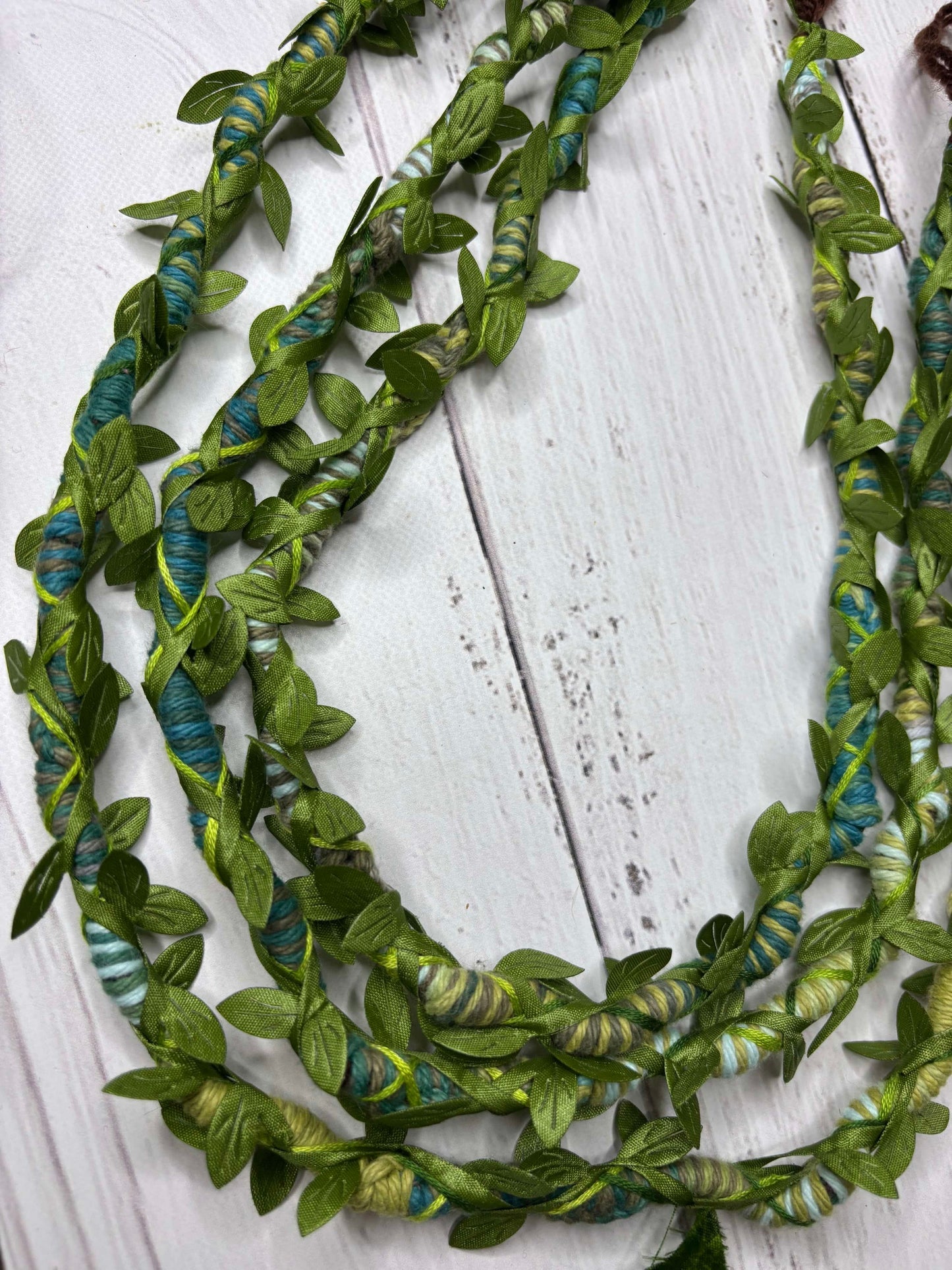 Leafy Vine (only available for online purchase)