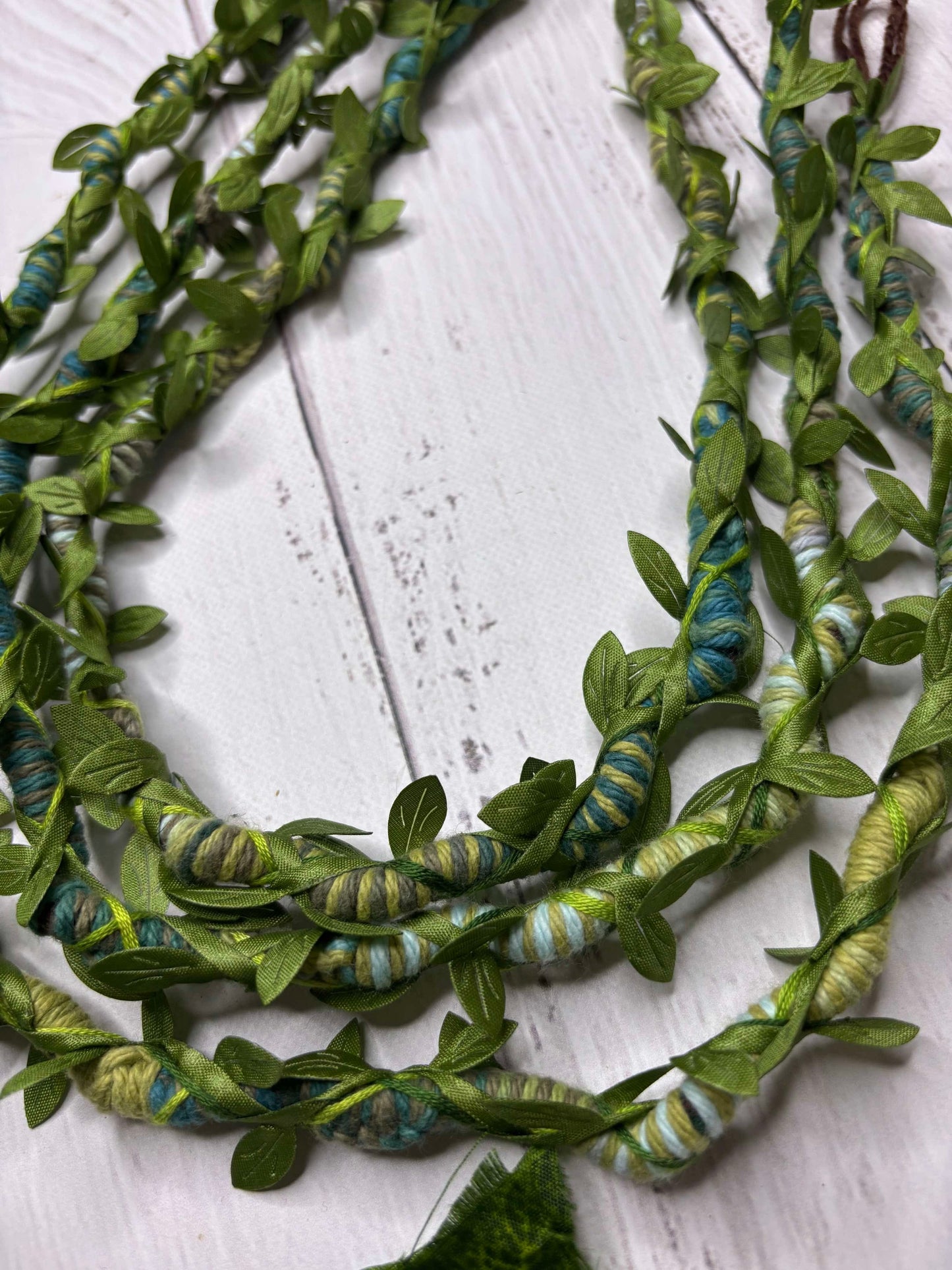 Leafy Vine (only available for online purchase)