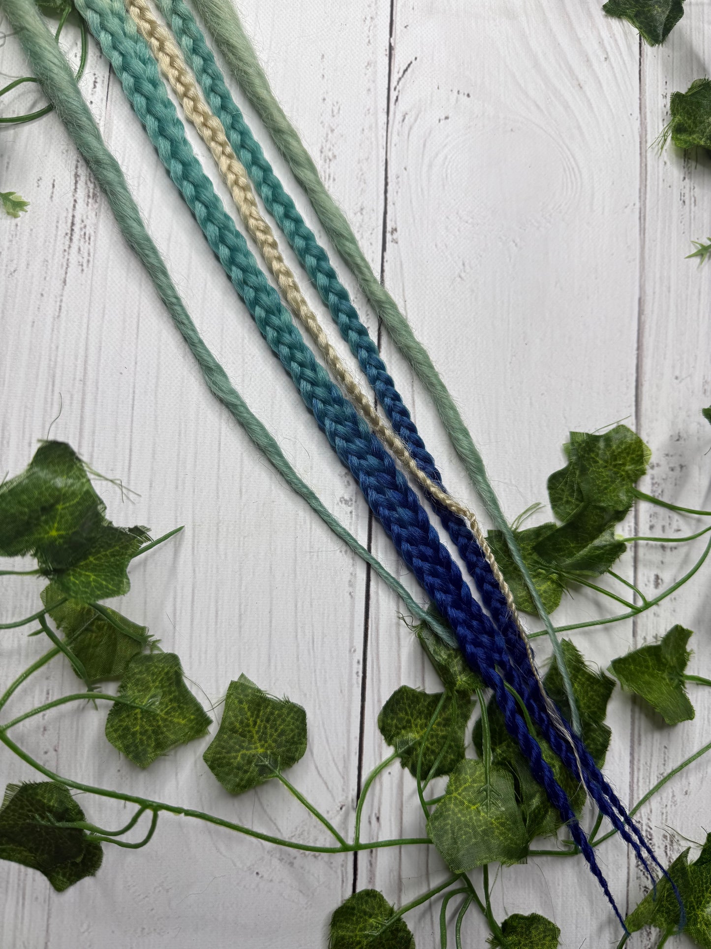 Set of 5, 51-61cm Blonde - Blue Synthetic Extensions (only available for online purchase)