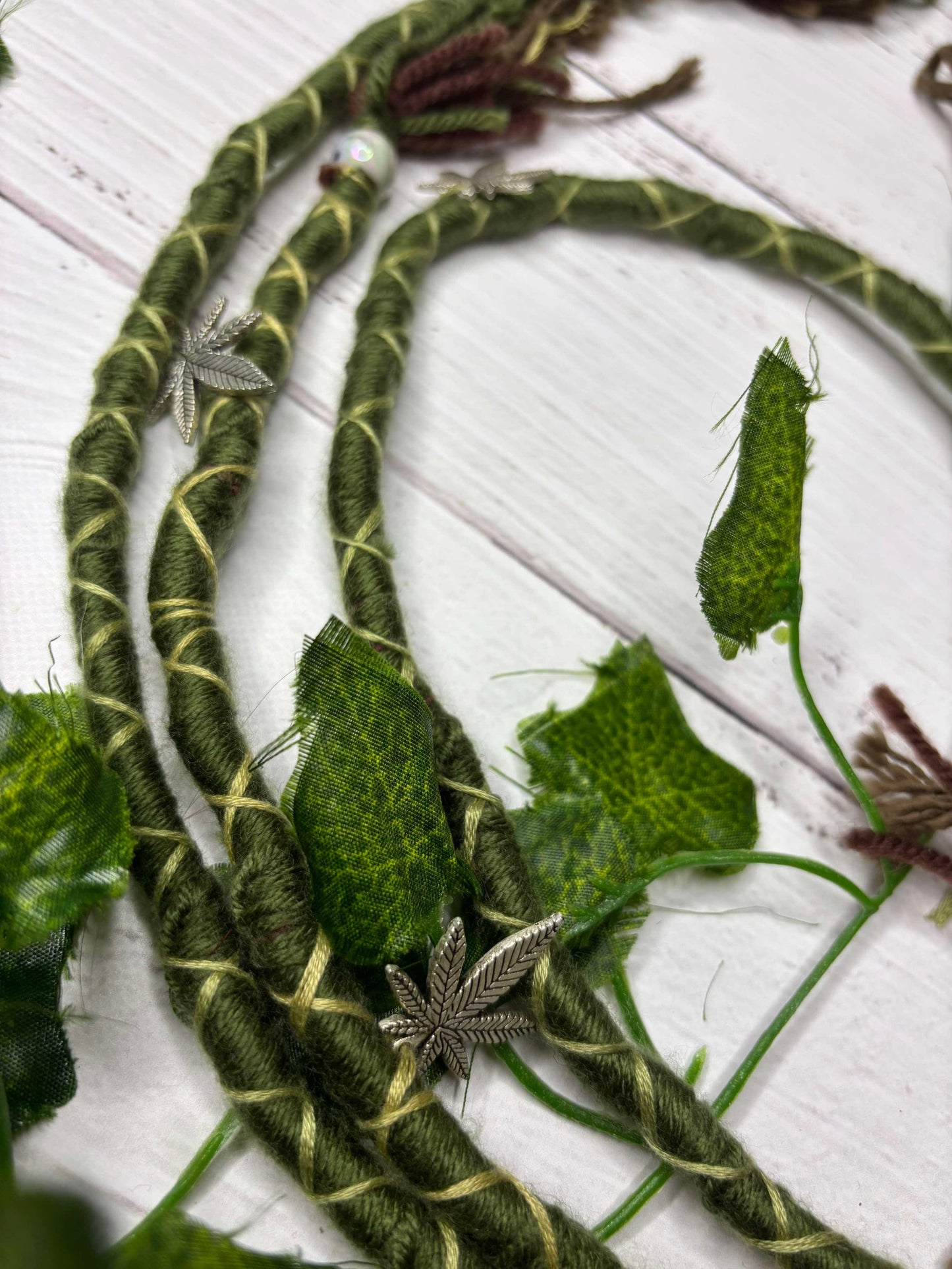 Weed Leaf (only available for online purchase)