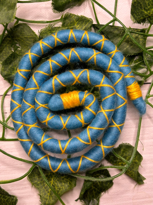 Large 65-70cm Calm Lake (only available for online purchase)