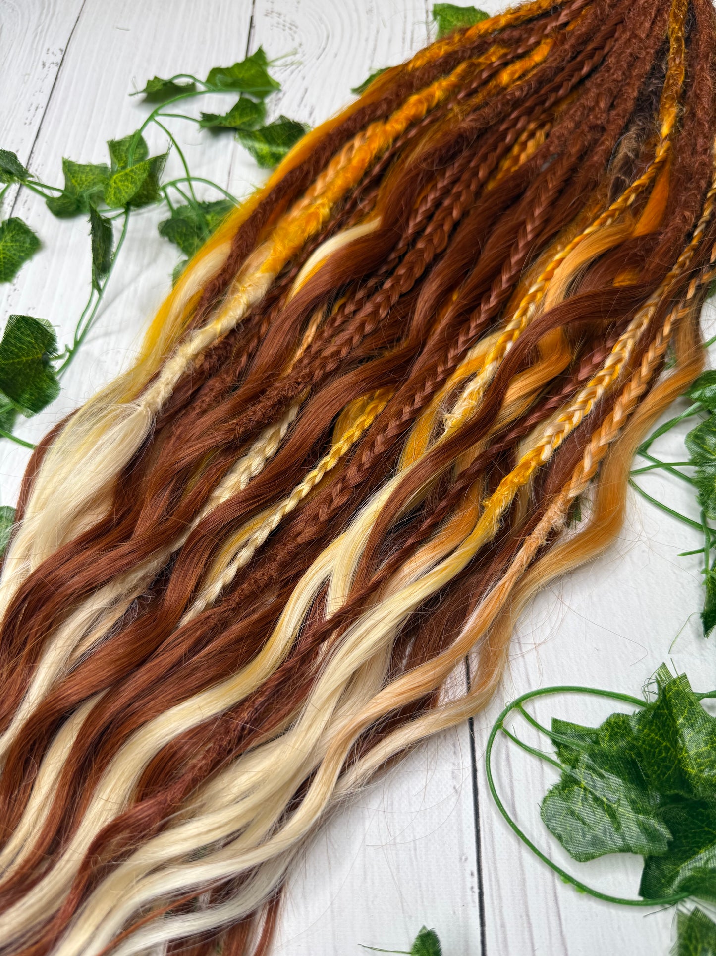 Set of 24, 60-63cm Autumn Canopy Mixed Texture Synthetic Extensions