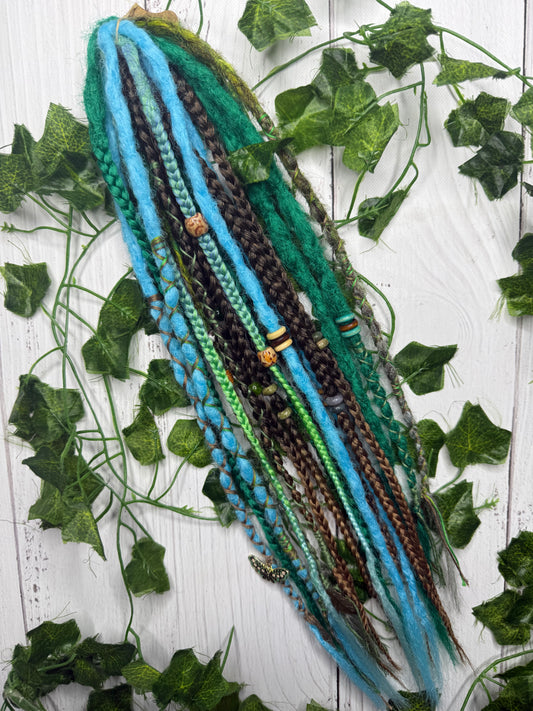 Set of 12, 42-45cm Earthy Blend Synthetic Extensions (only available for online purchase)