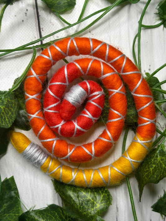 Medium 40-45cm Sun-kissed wheat field (only available for online purchase)