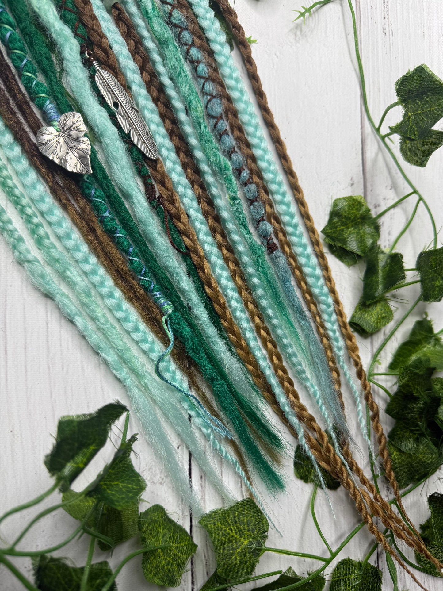 Set of 16, 55-66cm Earthy Blend Synthetic Extensions (only available for online purchase)