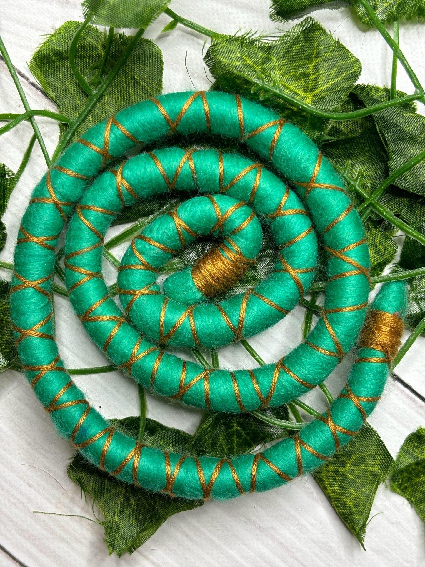 Large 65-70cm Gumtree (only available for online purchase)