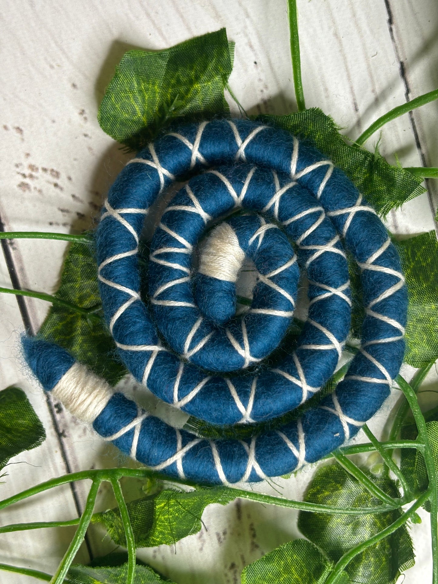 Medium 40-45cm Storm (only available for online purchase)