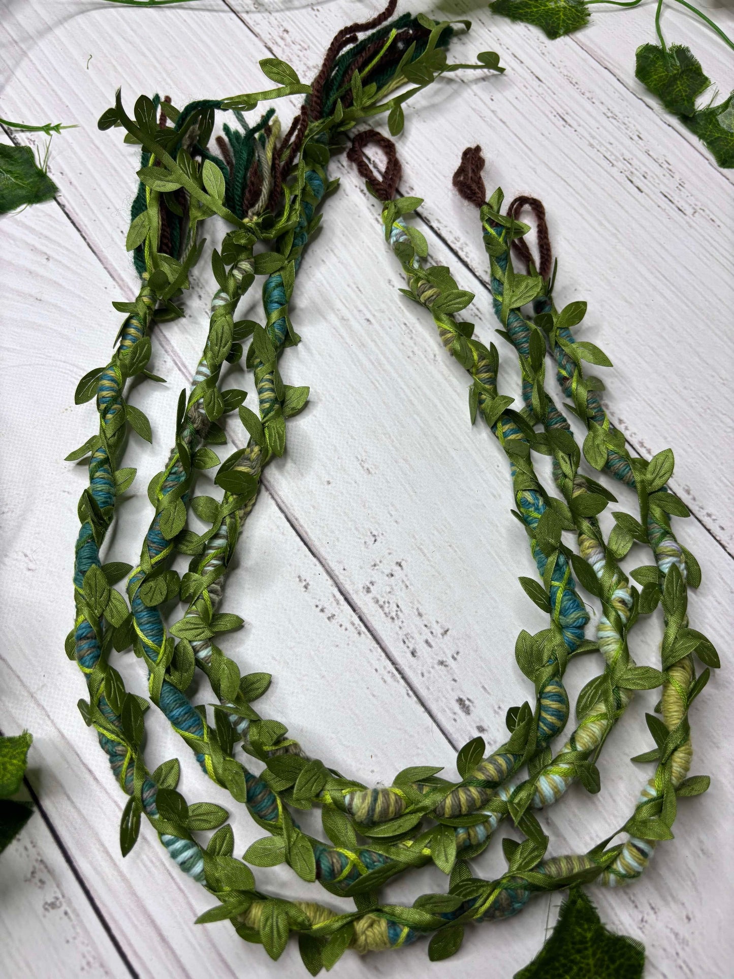 Leafy Vine (only available for online purchase)