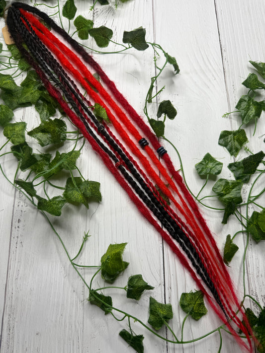 Set of 6, 53-65cm Red and Black Synthetic Extensions