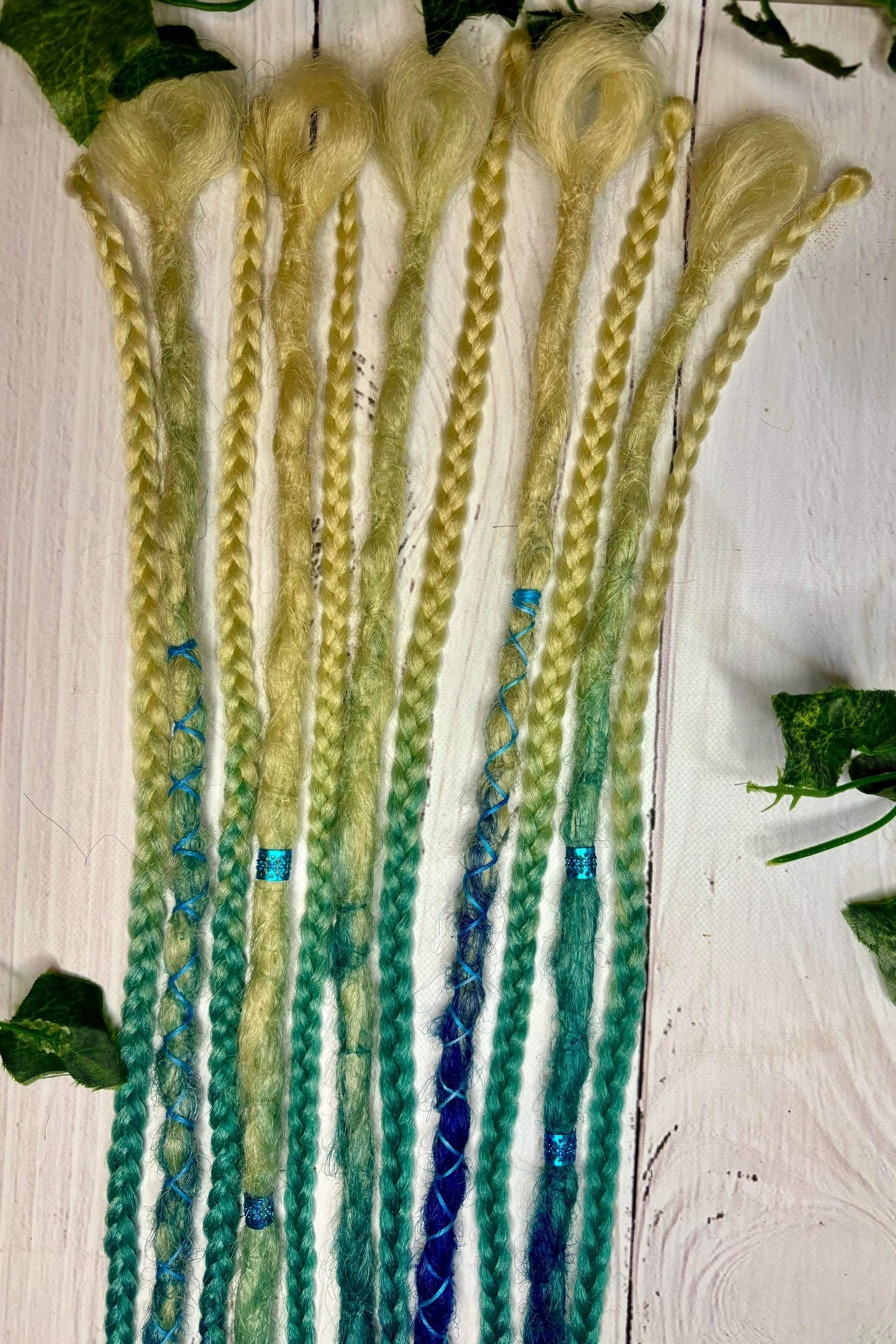 Set of 11, 59-63cm Blonde to Blue Synthetic Extensions
