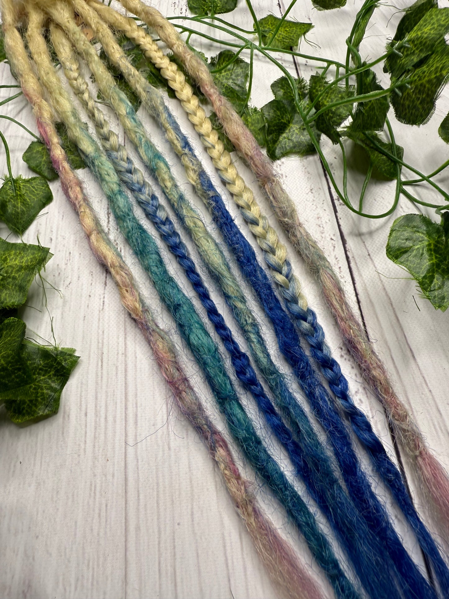 Set of 6, 43-45cm Blonde to Blue and Pink Synthetic Extensions