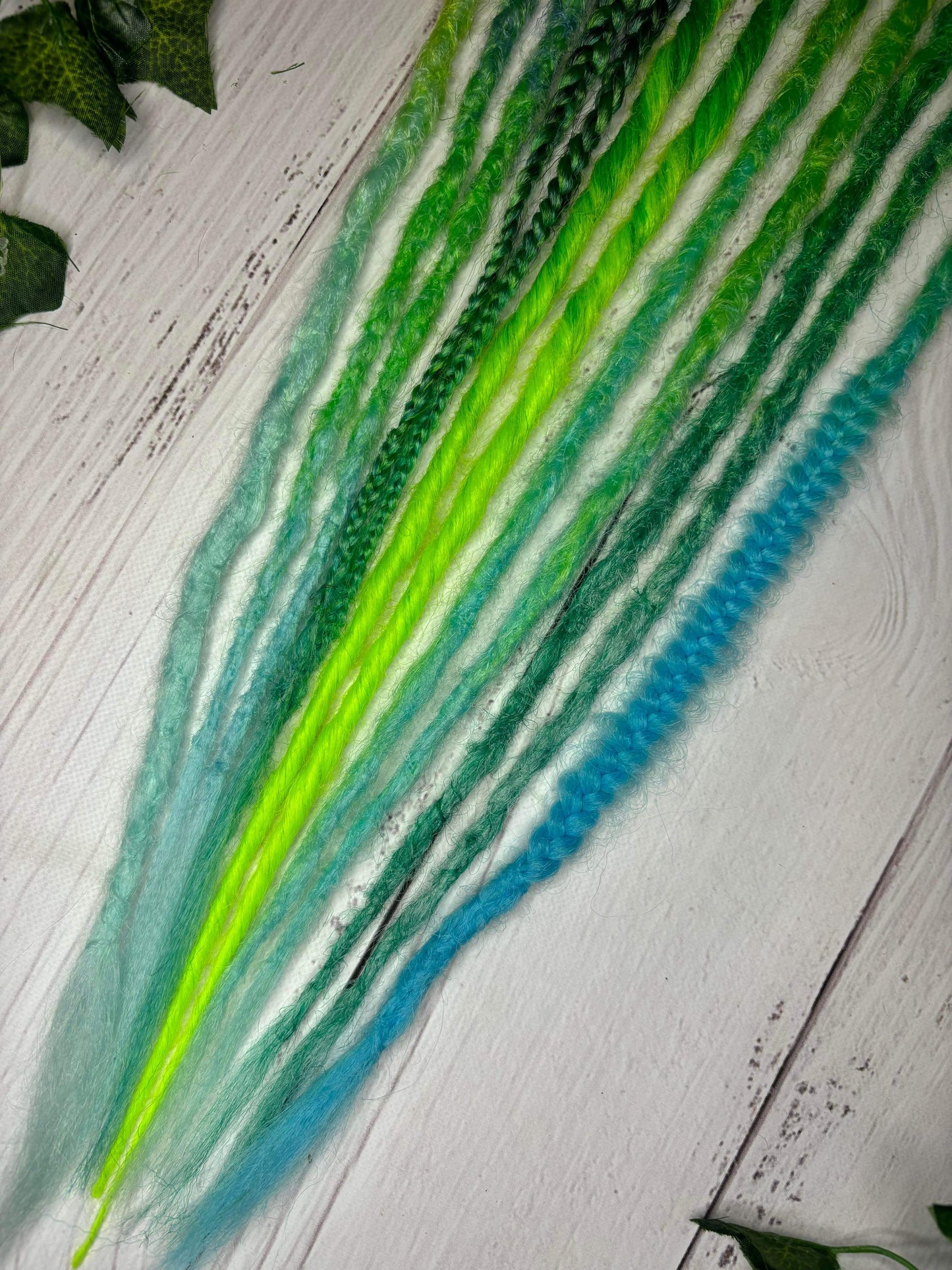 Set of 7, 50-53cm Green and Blue Synthetic Extensions