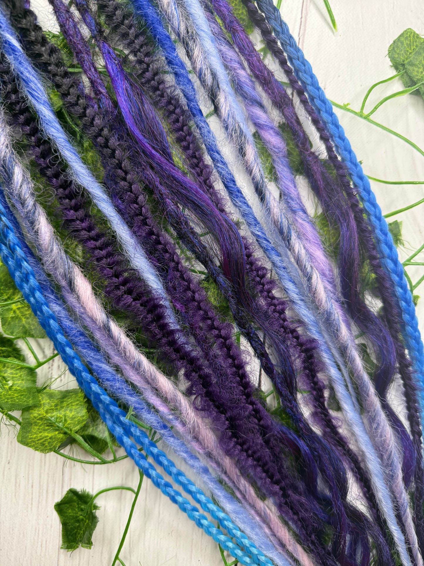 Set of 12, 52-68cm Galaxy Blend Mixed Texture Synthetic Extensions