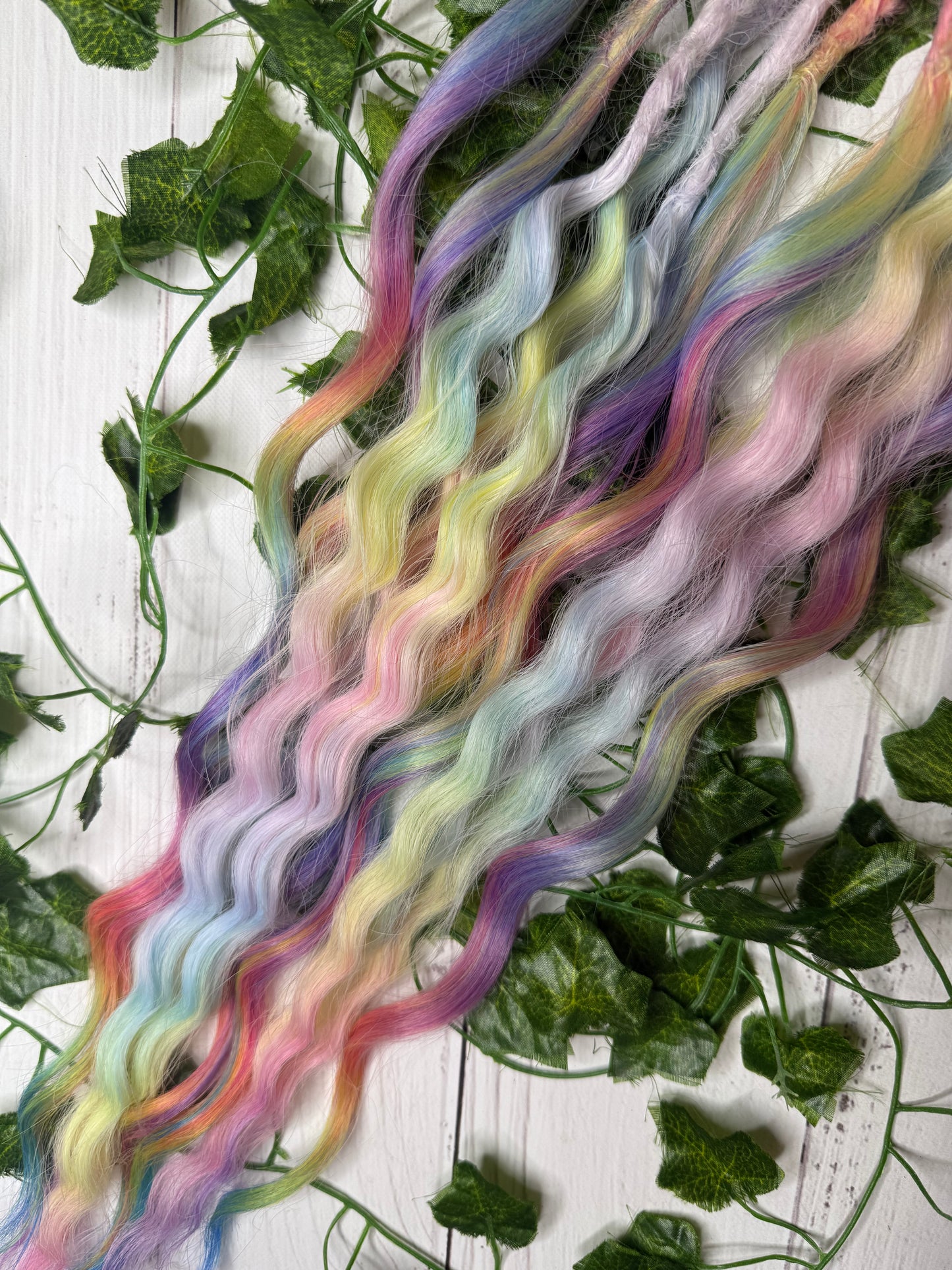 Set of 6, 50-53cm Canola Bloom CurlySynthetic Extensions