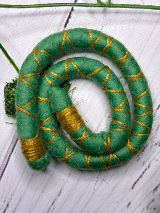 Small 30-35cm Emerald