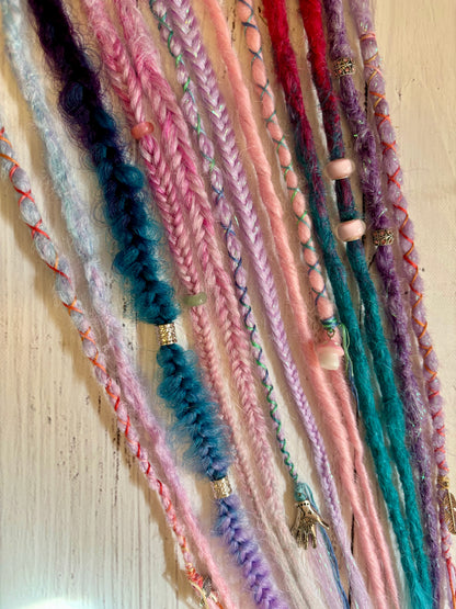 Set of 8 Fairy Coloured Synthetic Extensions