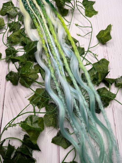 Set of 4, 56-60cm Aqua Veil Blend Mixed Texture Synthetic Extensions