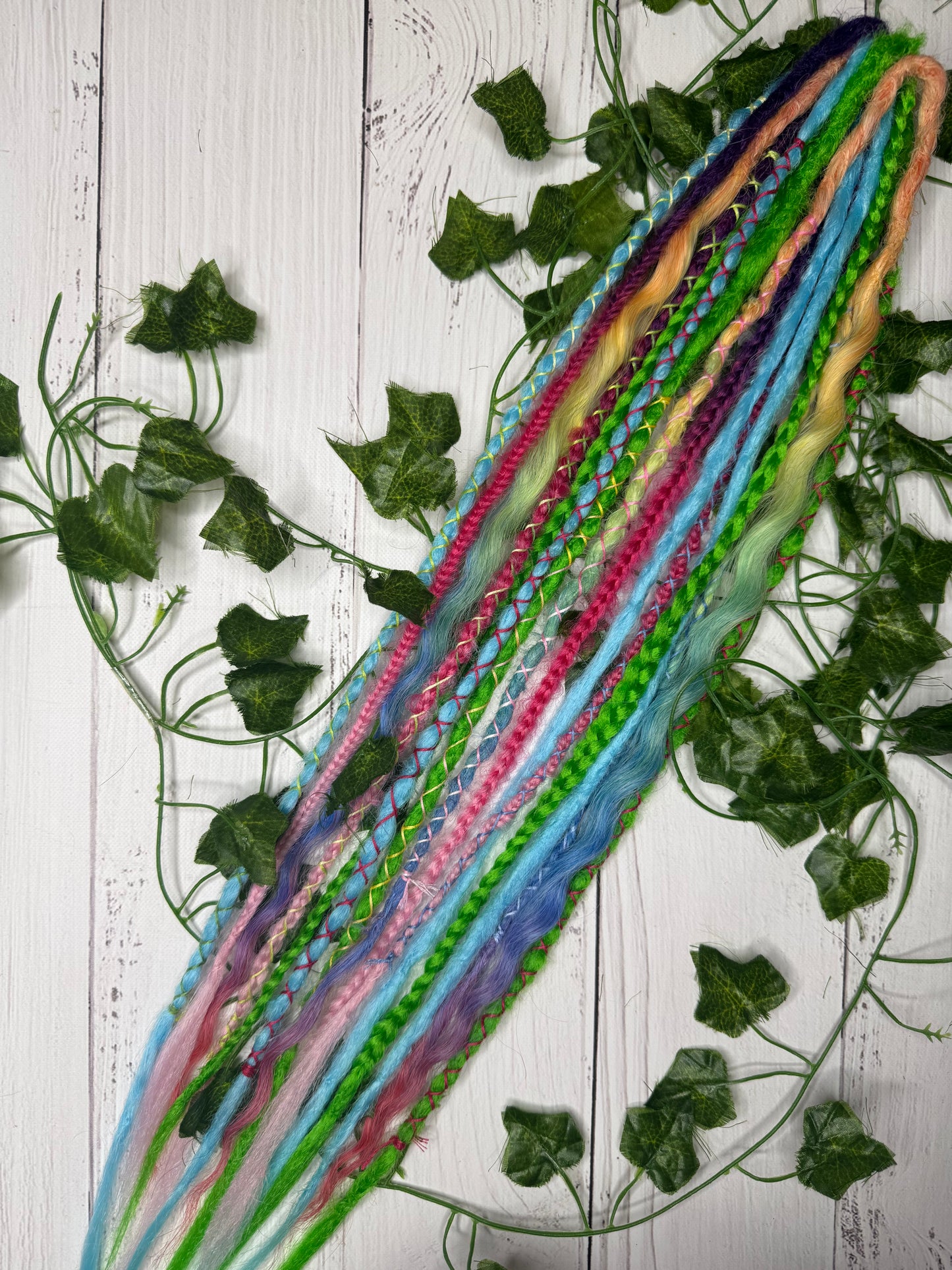 Set of 8, 55-65cm Aurora Skies Mixed Texture Synthetic Extensions