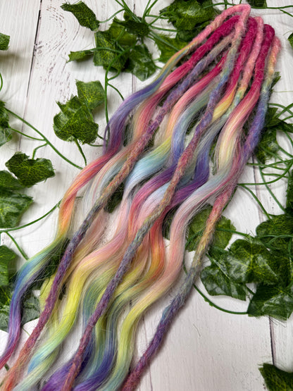 Set of 5, 54-58cm Fuchsia Storm Mixed Texture Synthetic Extensions