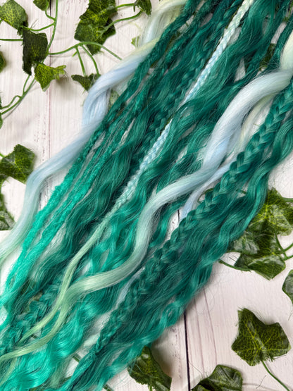 Set of 8, 54-62cm Evergreen Fusion Mixed Texture Synthetic Extensions