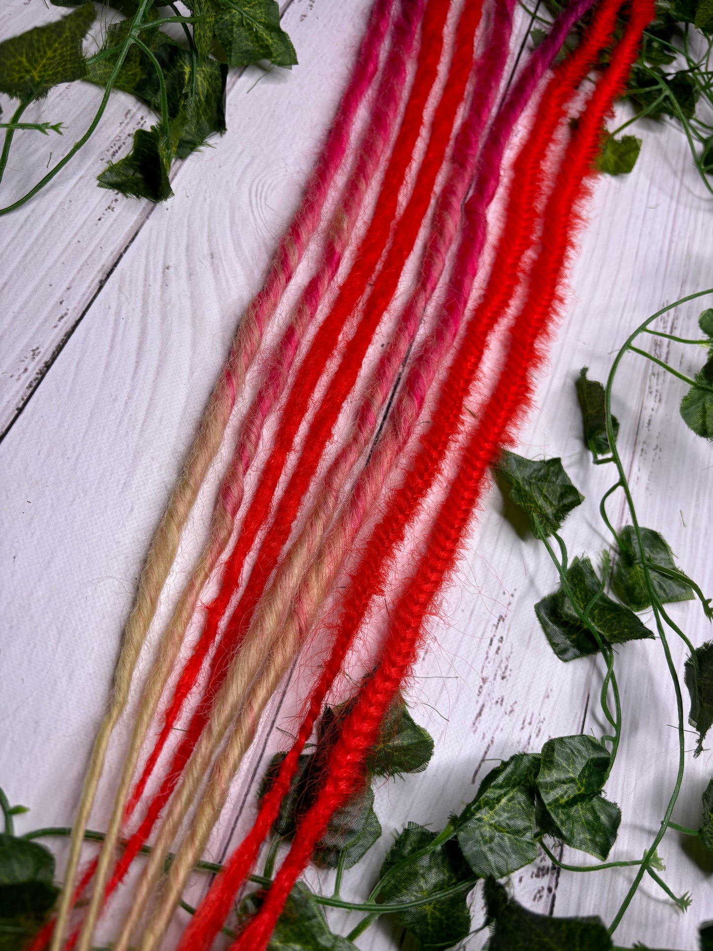 Set of 4, 55-61cm Pink and Red Synthetic Extensions