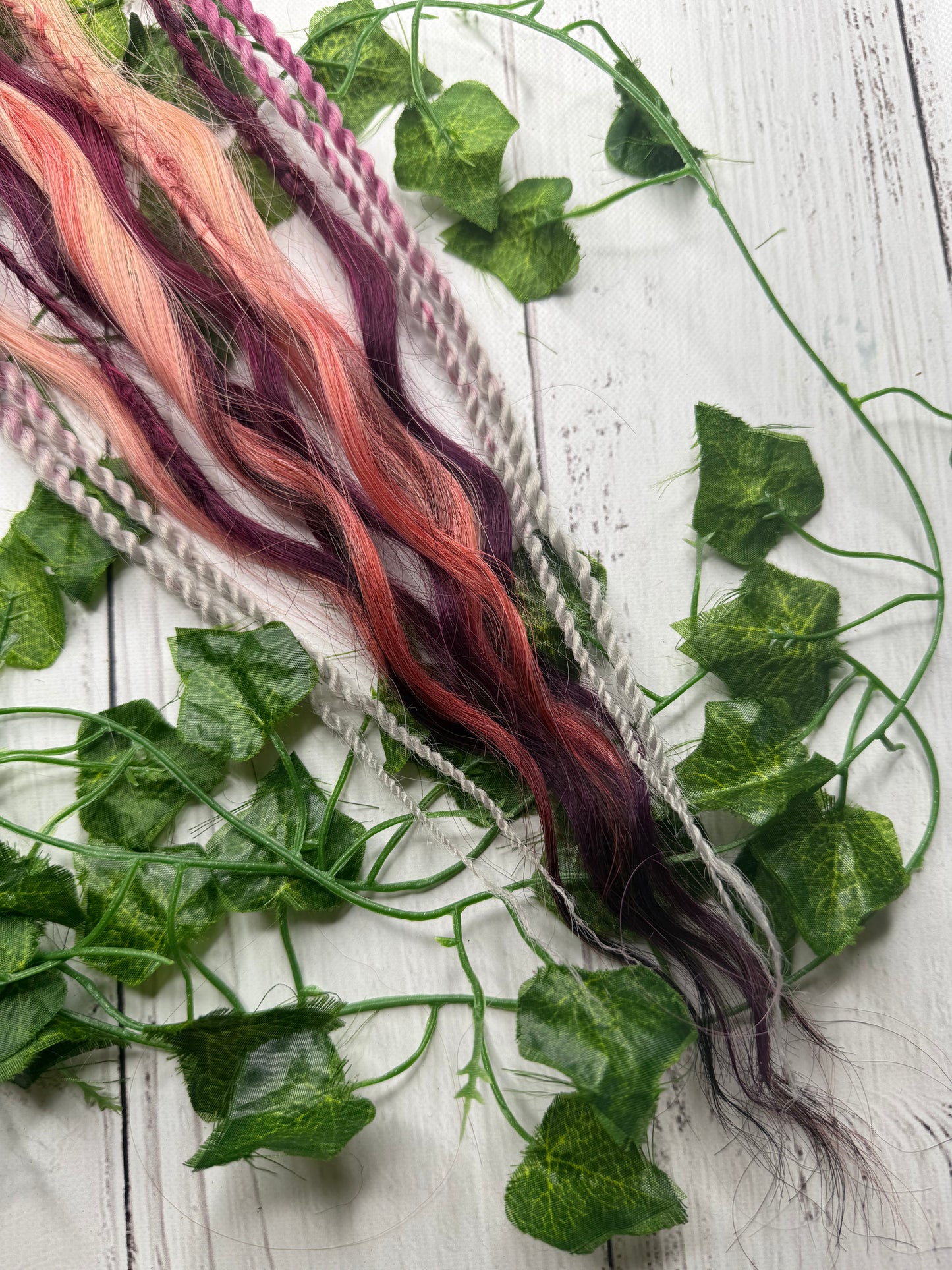 Set of 8, 64cm Sugar Plum Blend Mixed Texture Synthetic Extensions