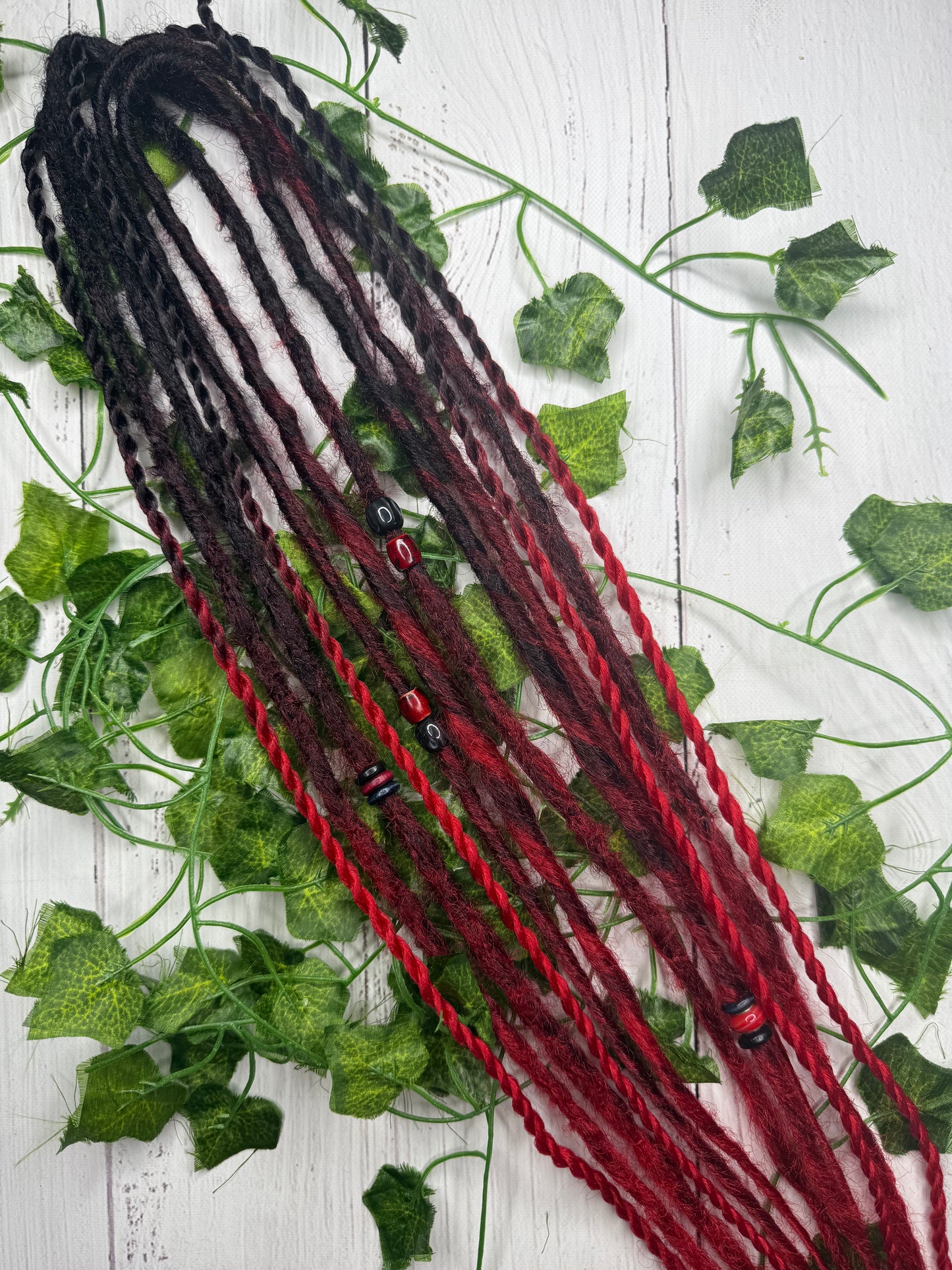 Set of 8, Red Back Spider Blend Mixed Texture Synthetic Extensions