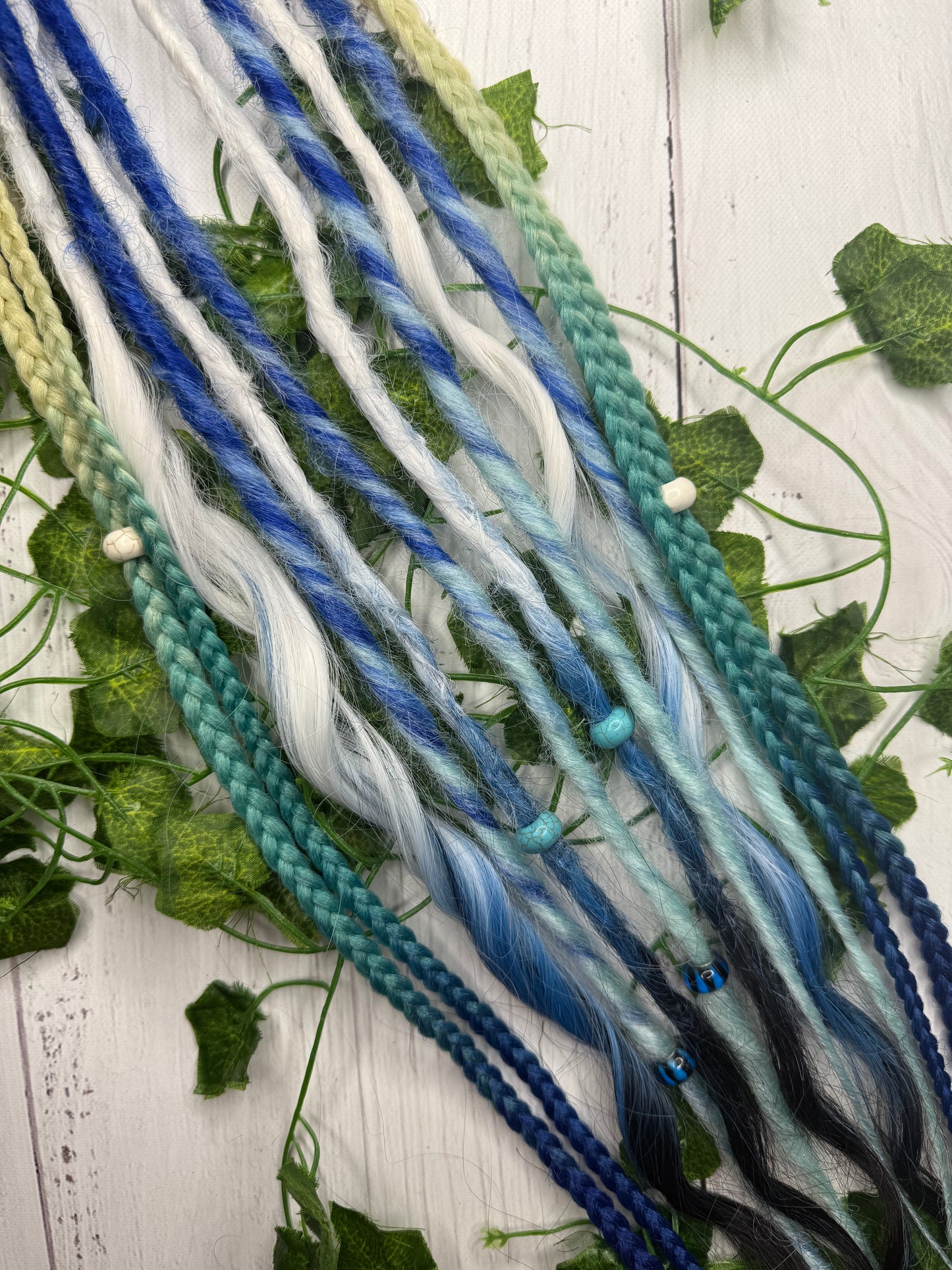 Set of 8, 57-64cm Midnight Ice Blend Mixed Texture Synthetic Extensions