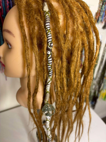 Light Earthy Tree (only available for online purchase)