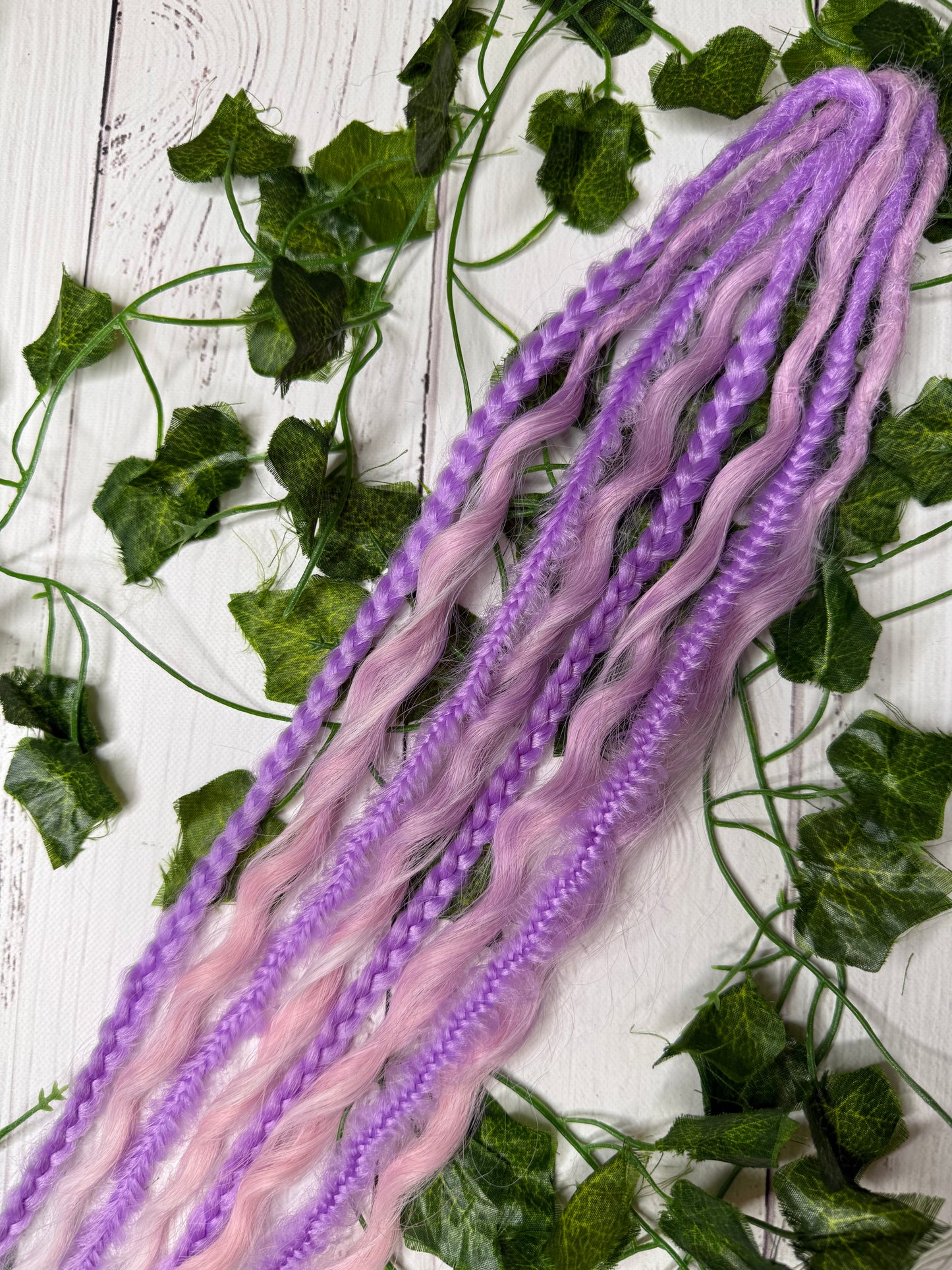 Set of 4, 52-59cm Lavender Blush Mixed Texture Synthetic Extensions