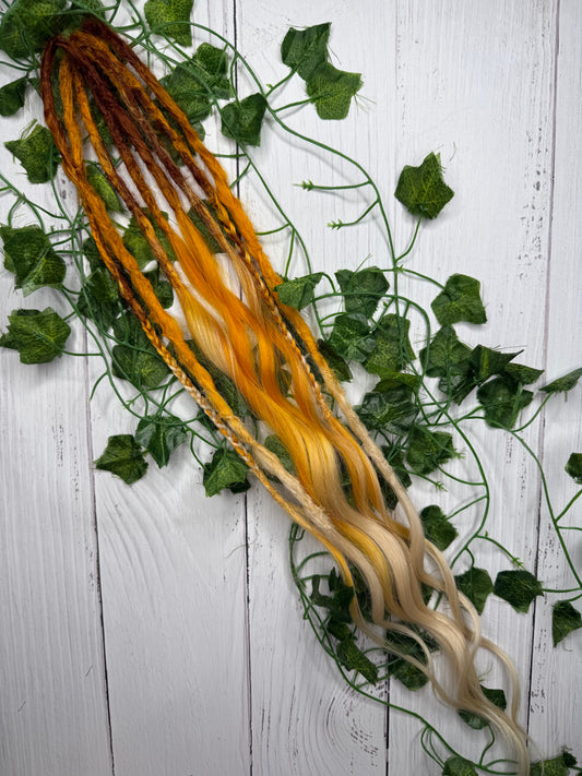 Set of 4, 57-63cm Harvest Blonde Blend Mixed Texture Synthetic Extensions