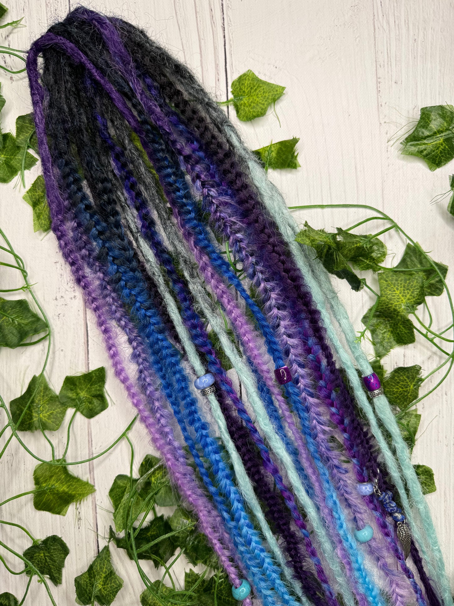 Set of 8, 56-62cm Royal Eclipse Blend Mixed Texture Synthetic Extensions