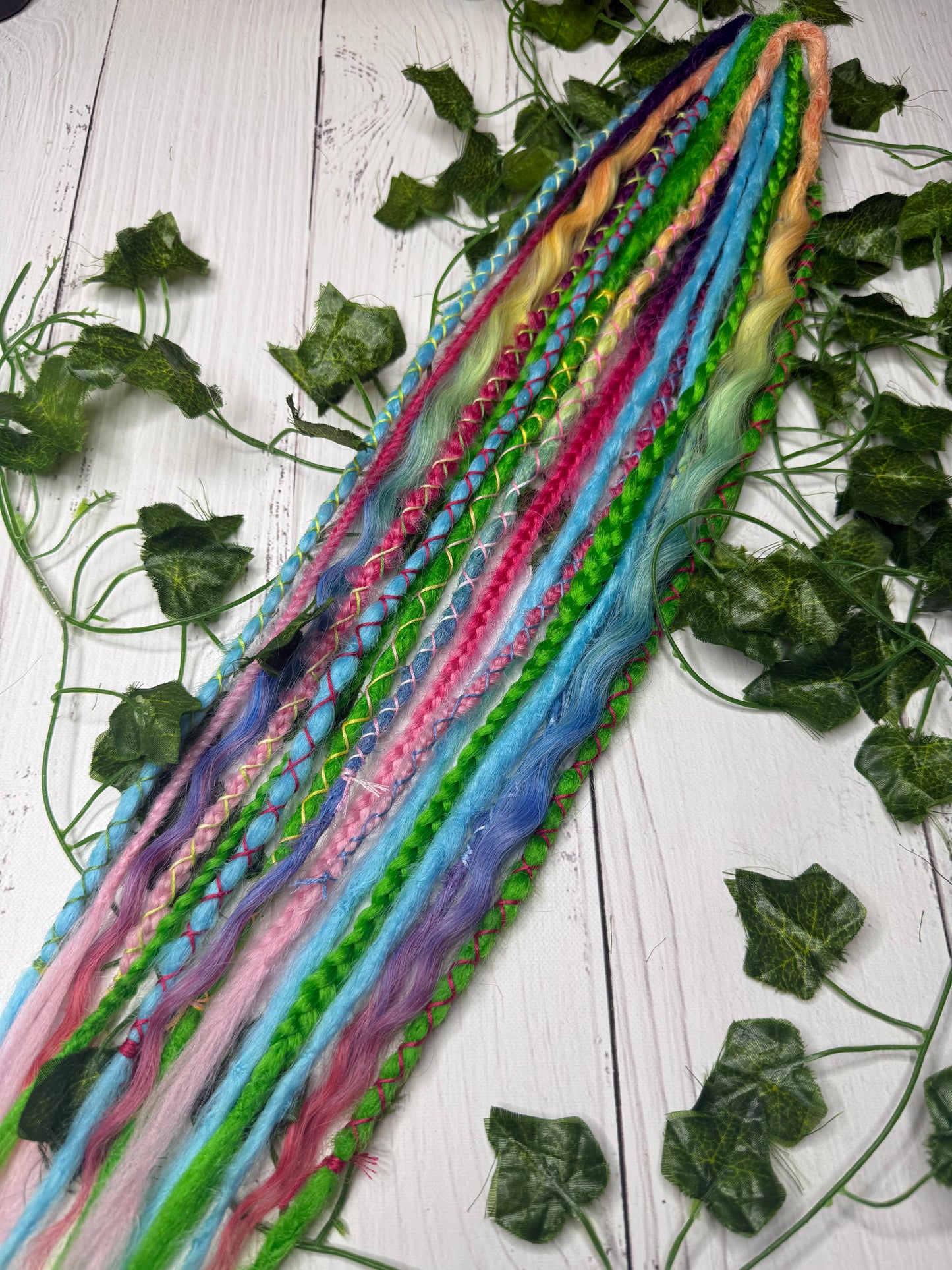 Set of 8, 55-65cm Aurora Skies Mixed Texture Synthetic Extensions