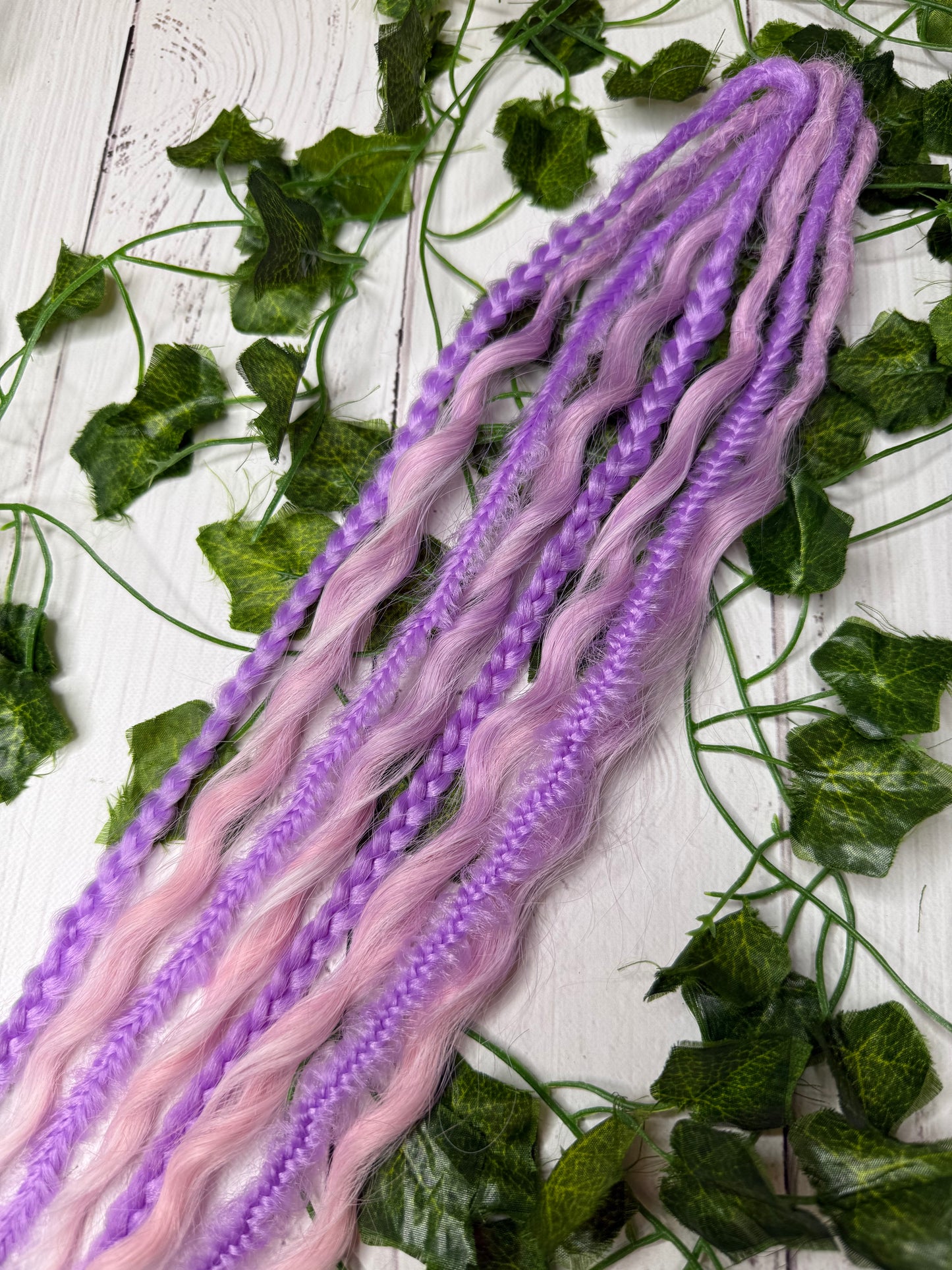 Set of 4, 52-59cm Lavender Blush Mixed Texture Synthetic Extensions
