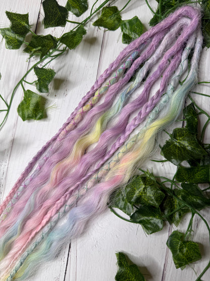 Set of 4, 56-58cm Blush Fern Blend Mixed Texture Synthetic Extensions