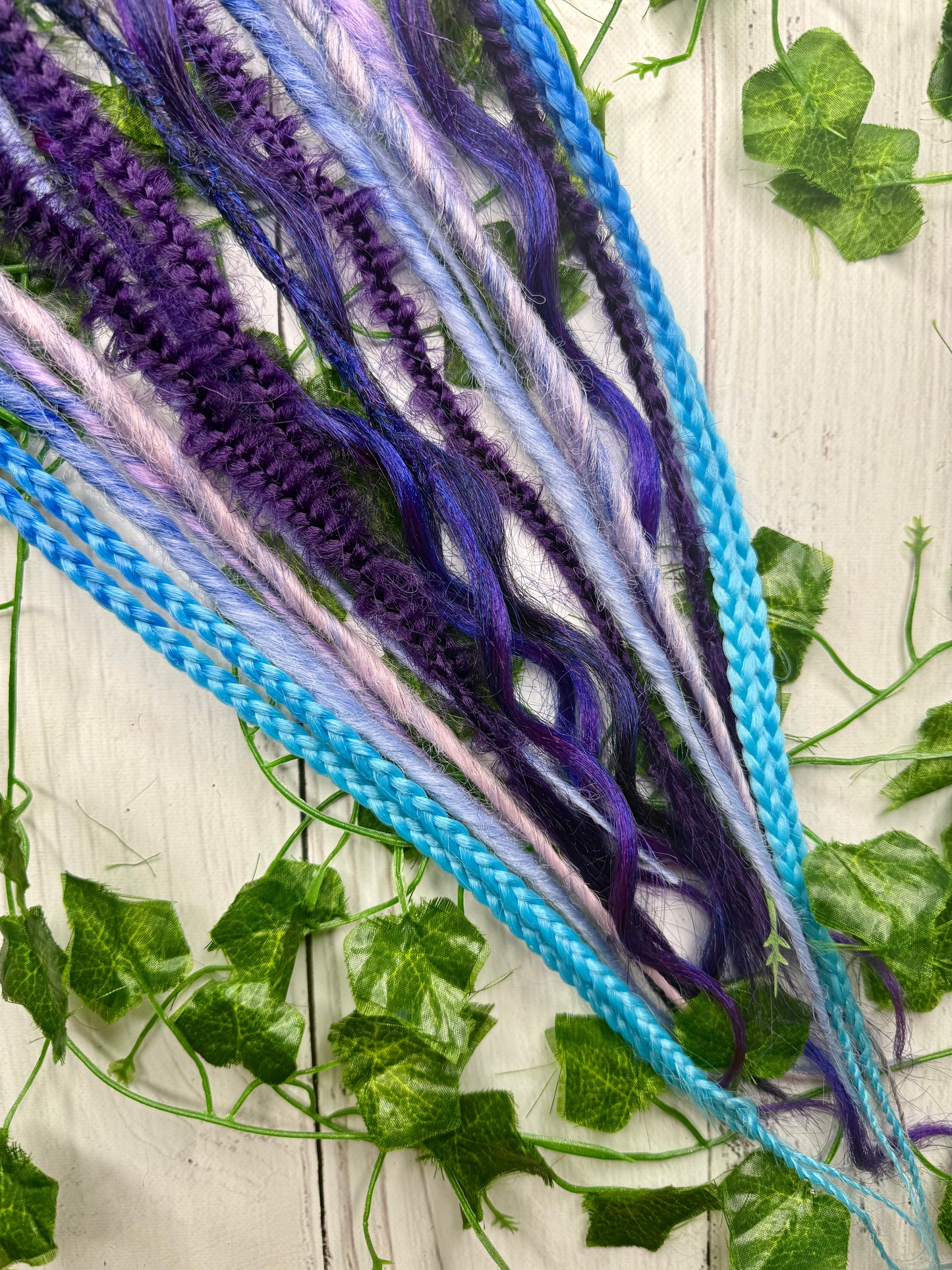 Set of 12, 52-68cm Galaxy Blend Mixed Texture Synthetic Extensions