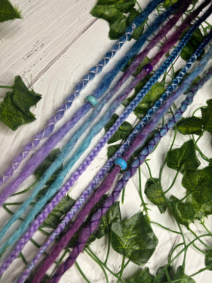 Set of 4, 57-64cm Purple Blue Blend Synthetic Extensions