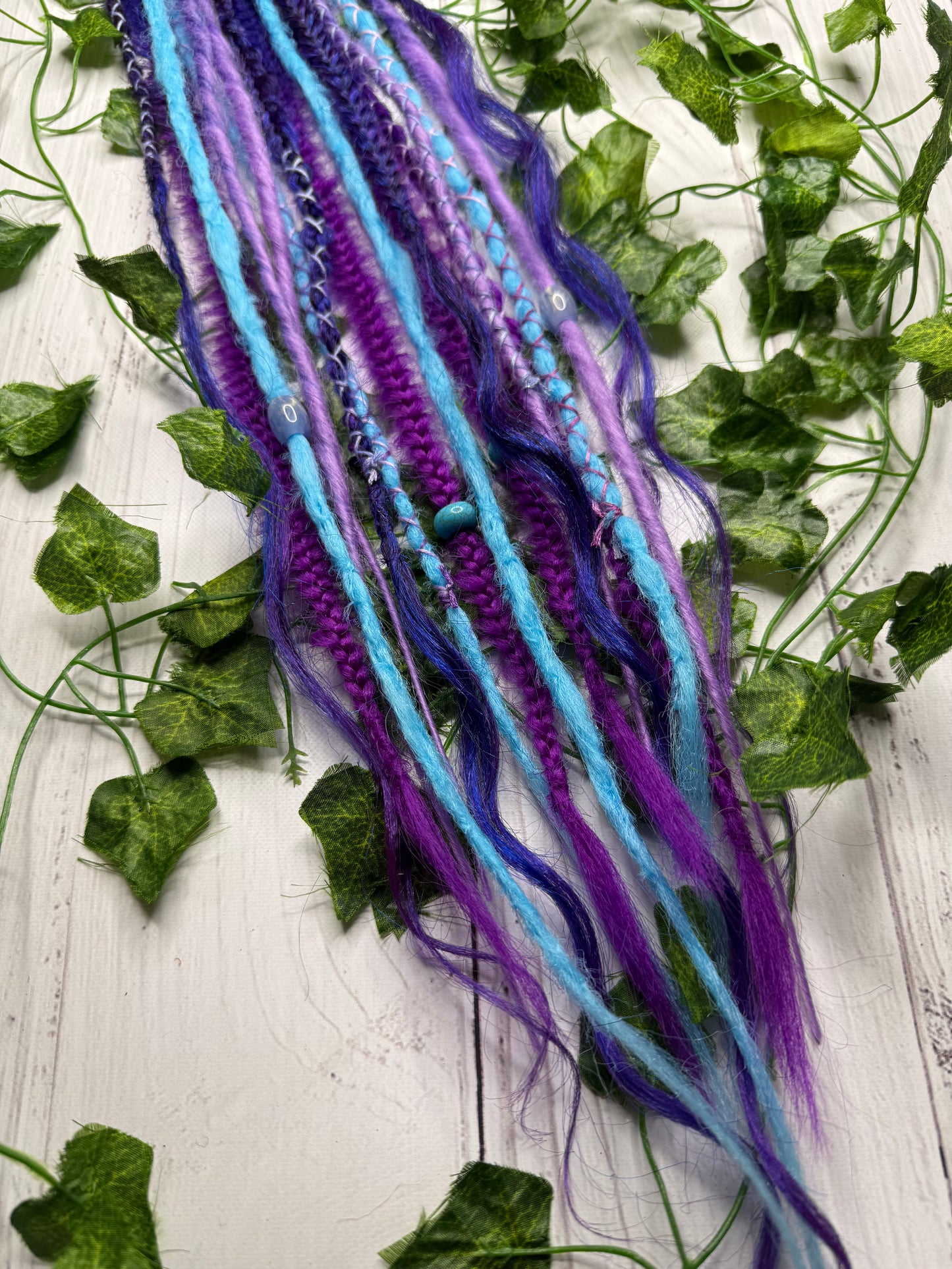 Set of 8, 52-62cm Cosmos Blend Mixed Texture Synthetic Extensions