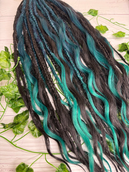 Set of 25, Black and Emerald Mixed Textured Extensions