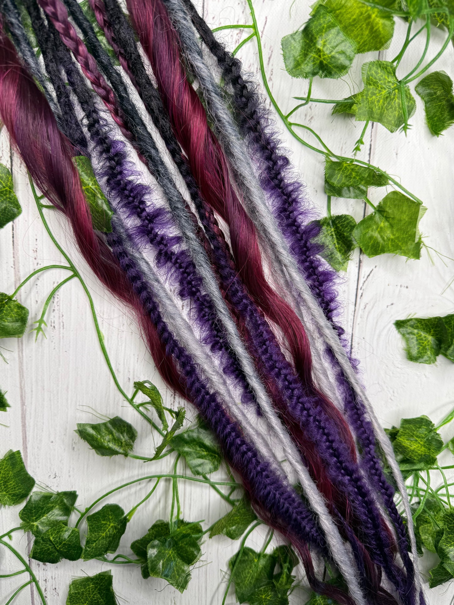 Set of 6, 55-64cm Deep Purple/Grey Mixed Texture Synthetic Extensions