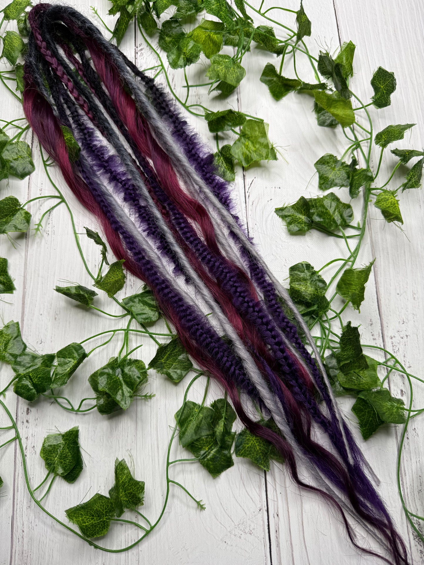 Set of 6, 55-64cm Deep Purple/Grey Mixed Texture Synthetic Extensions