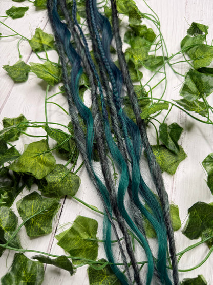 Set of 4, 57-64cm Jade Shadow Blend Mixed Texture Synthetic Extensions